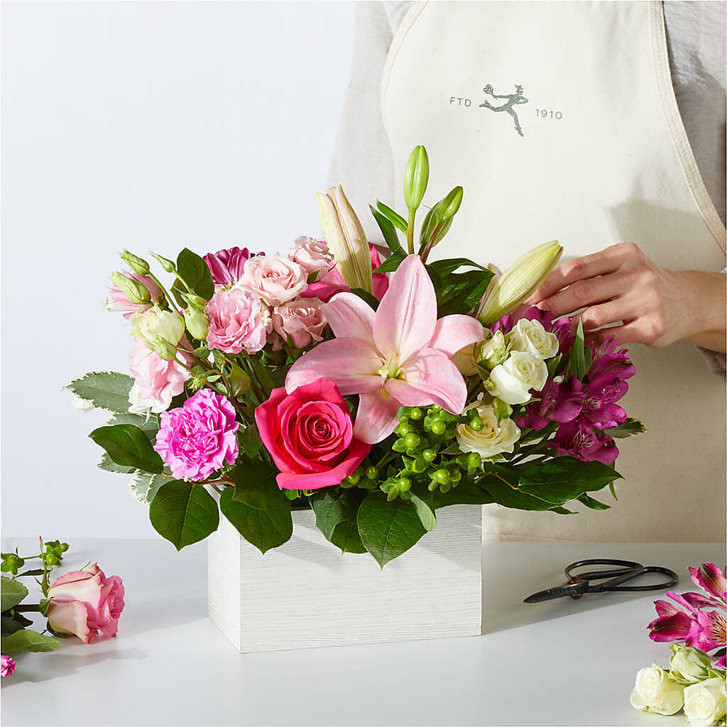 Sweetberry Box – A Florist Original –  Burlington In Bloom Inc, Burlington IA