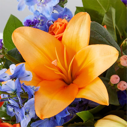 Radiant Citrus Box Bouquet –  Burlington In Bloom Inc, Burlington IA