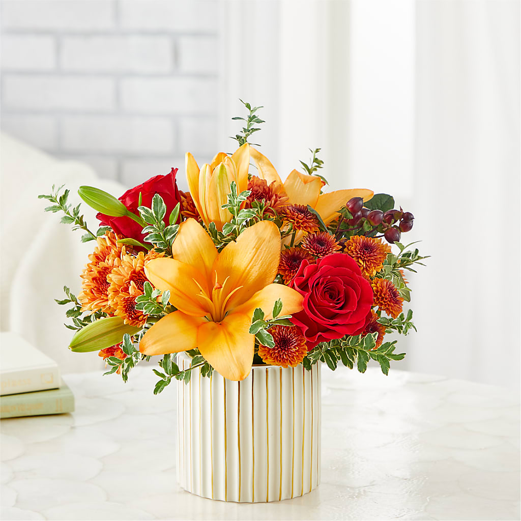 Scarlet Skies Bouquet –  Burlington In Bloom Inc, Burlington IA