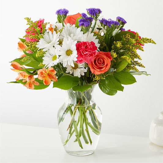 Oopsie Daisy Bouquet –  Burlington In Bloom Inc, Burlington IA