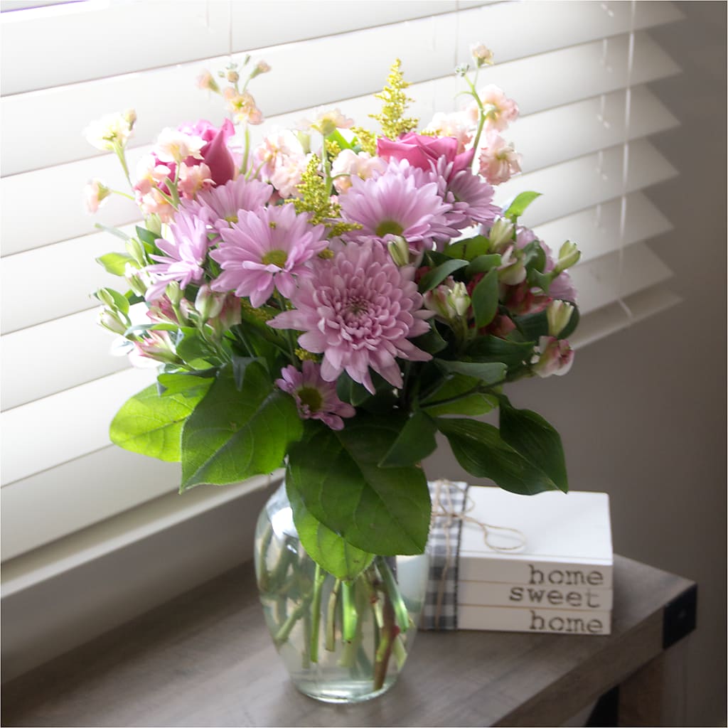 Pastel Tradition - A Florist Original –  Burlington In Bloom Inc, Burlington IA