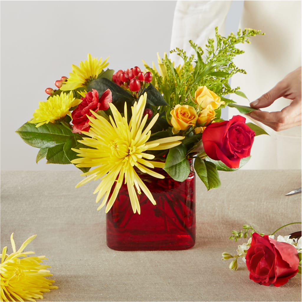 Lucky Lantern - A Florist Original –  Burlington In Bloom Inc, Burlington IA