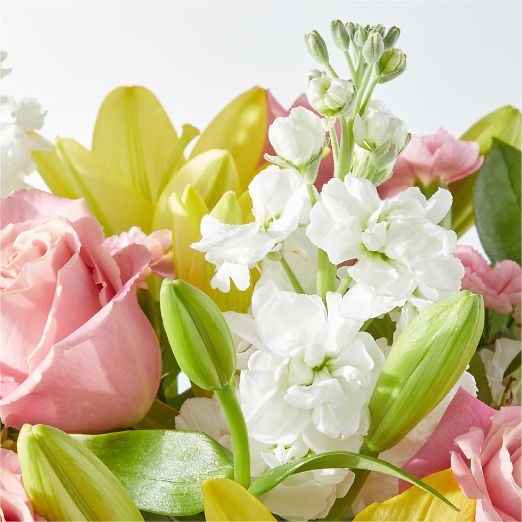 Garden Delight Bouquet –  Burlington In Bloom Inc, Burlington IA