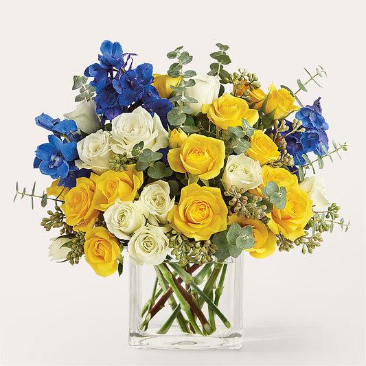 Sparkling Citrine Bouquet –  Burlington In Bloom Inc, Burlington IA