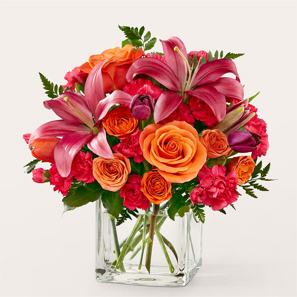 Lucky Lily Bouquet –  Burlington In Bloom Inc, Burlington IA