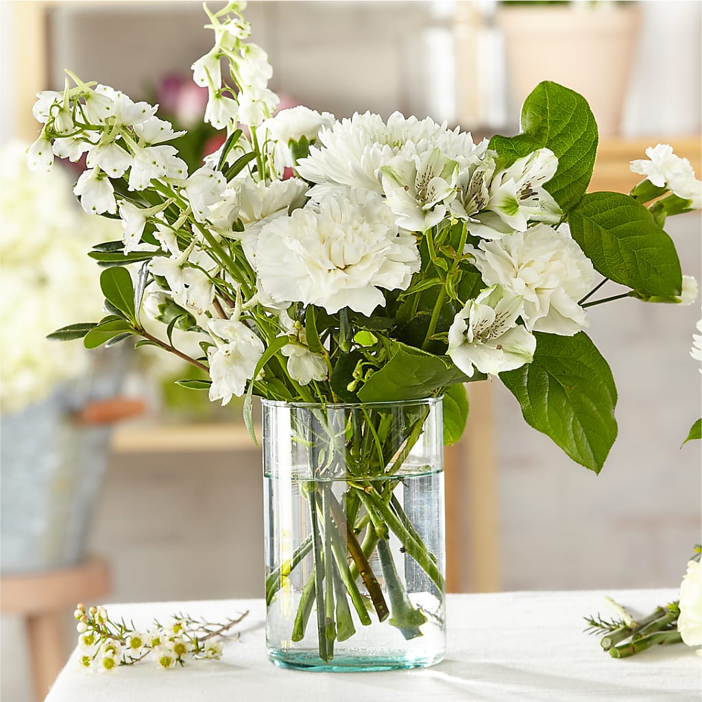 Classic Ivory – A Florist Original –  Burlington In Bloom Inc, Burlington IA