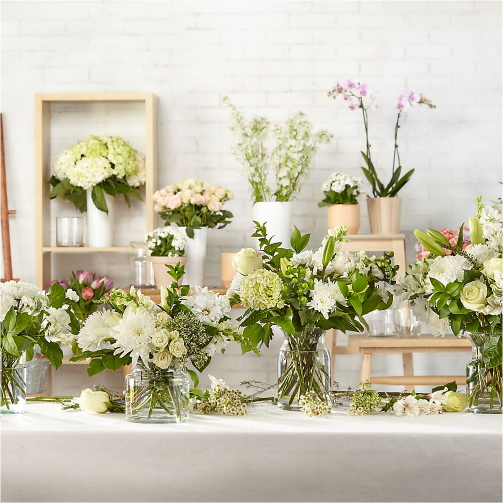 Classic Ivory – A Florist Original –  Burlington In Bloom Inc, Burlington IA