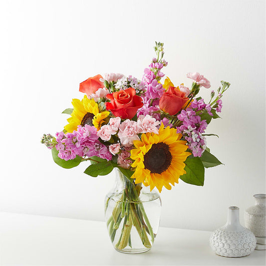 Yellow Brick Road Bouquet –  Burlington In Bloom Inc, Burlington IA