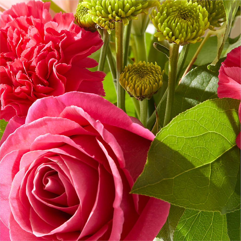 Watermelon Crush Bouquet –  Burlington In Bloom Inc, Burlington IA