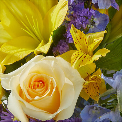 Limoncello Bouquet –  Burlington In Bloom Inc, Burlington IA