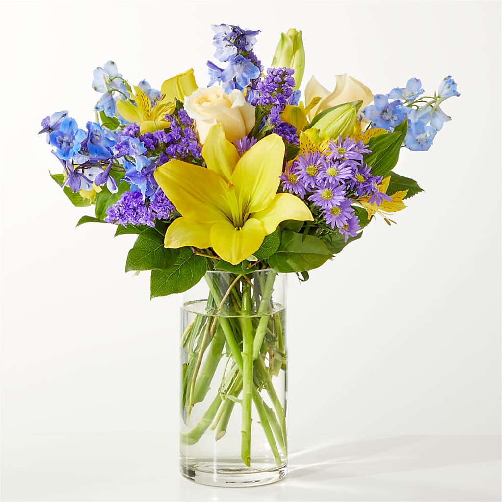 Limoncello Bouquet –  Burlington In Bloom Inc, Burlington IA