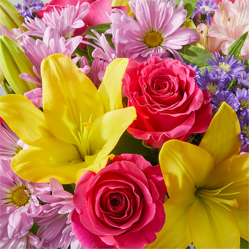 Sprinkles Bouquet –  Burlington In Bloom Inc, Burlington IA