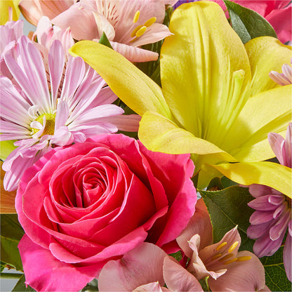 Sprinkles Bouquet –  Burlington In Bloom Inc, Burlington IA